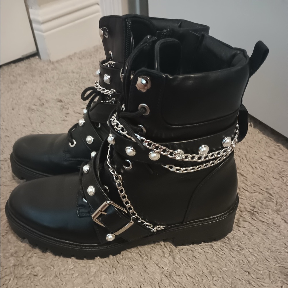 Black combat boots embellished with chains. Size 9